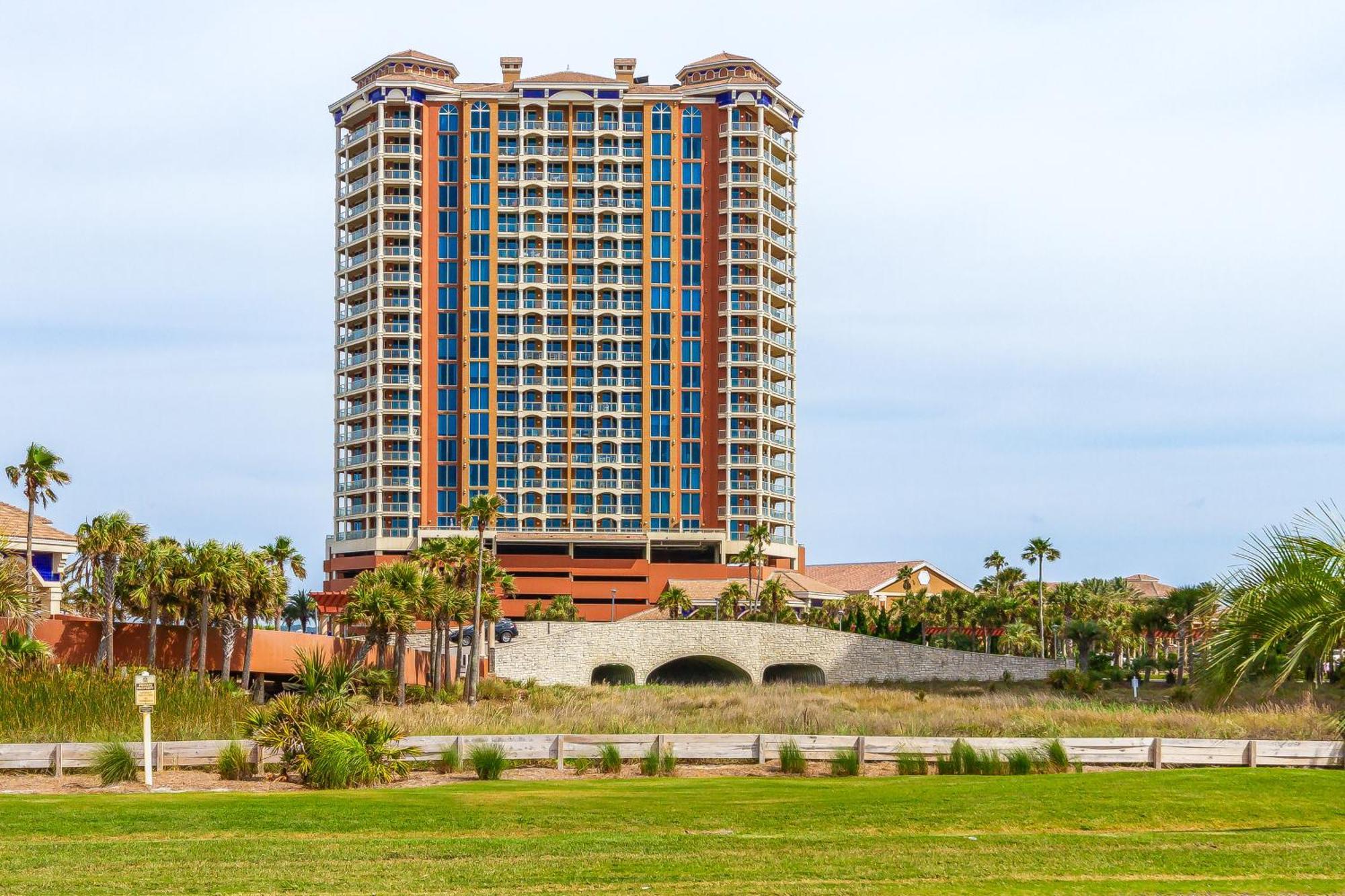 Pensacola Beach Penthouse With View And Pool Access! ภายนอก รูปภาพ
